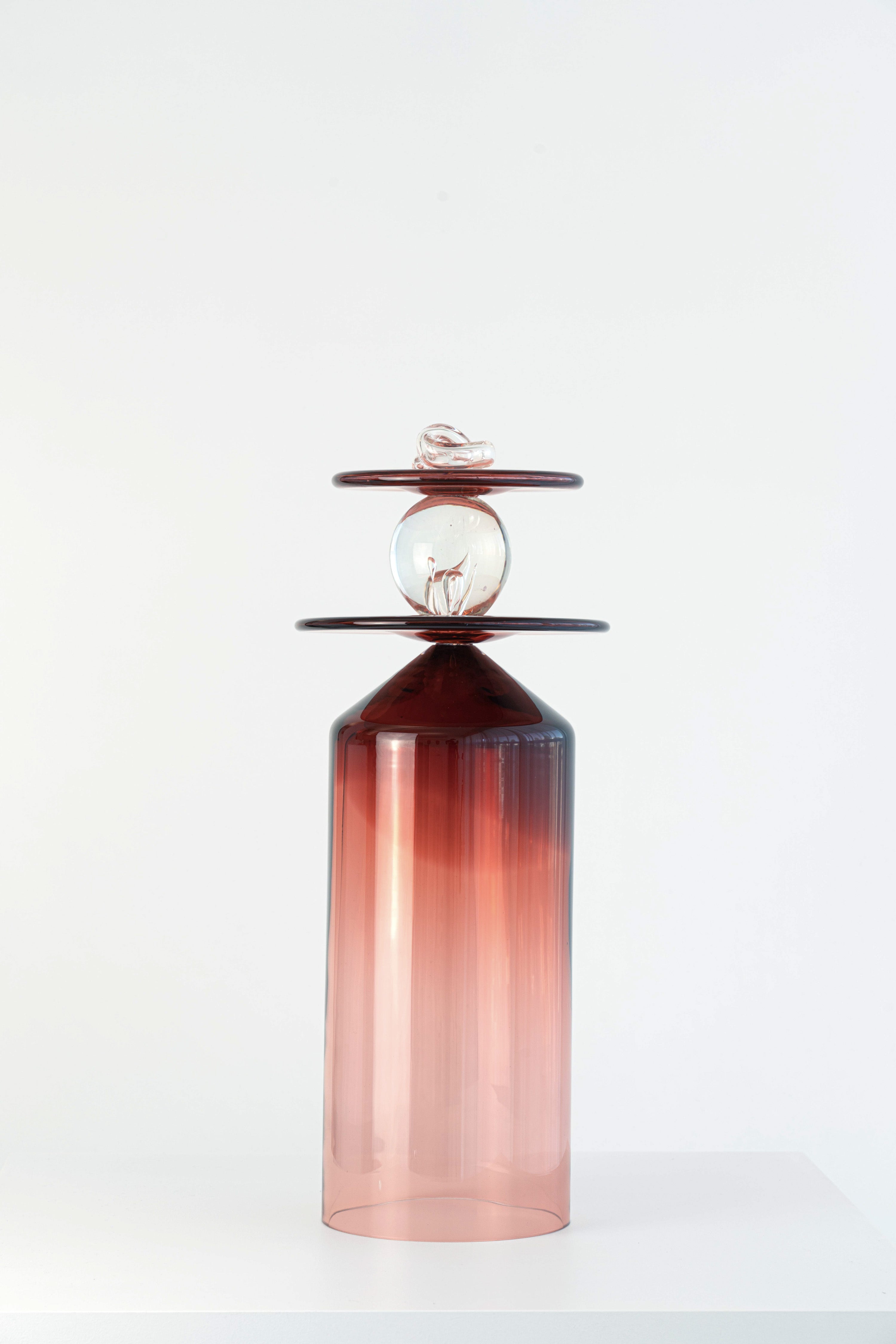 Her Masters Voice Totem by Selma Hamstra