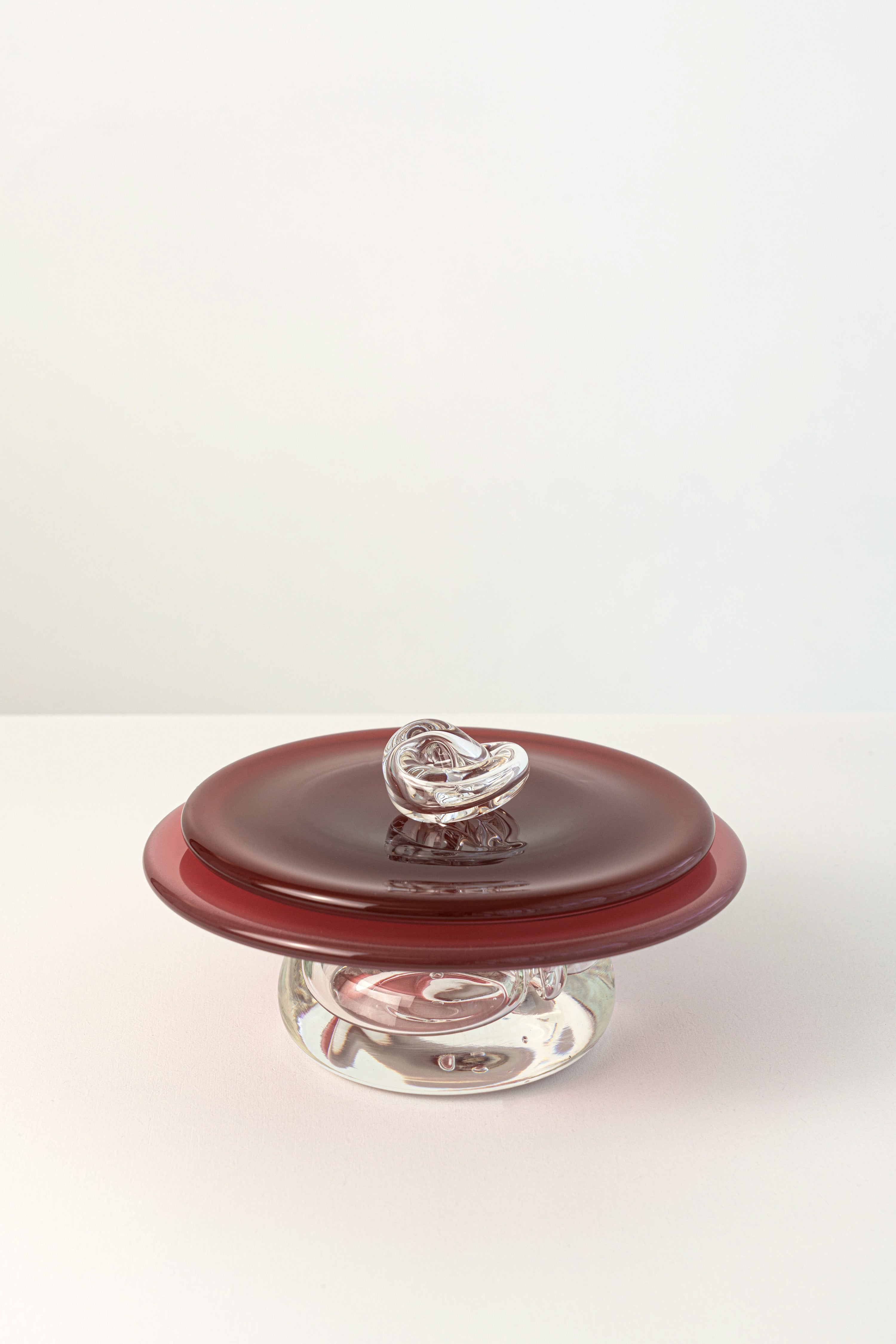 Her Masters Voice Platter by Selma Hamstra