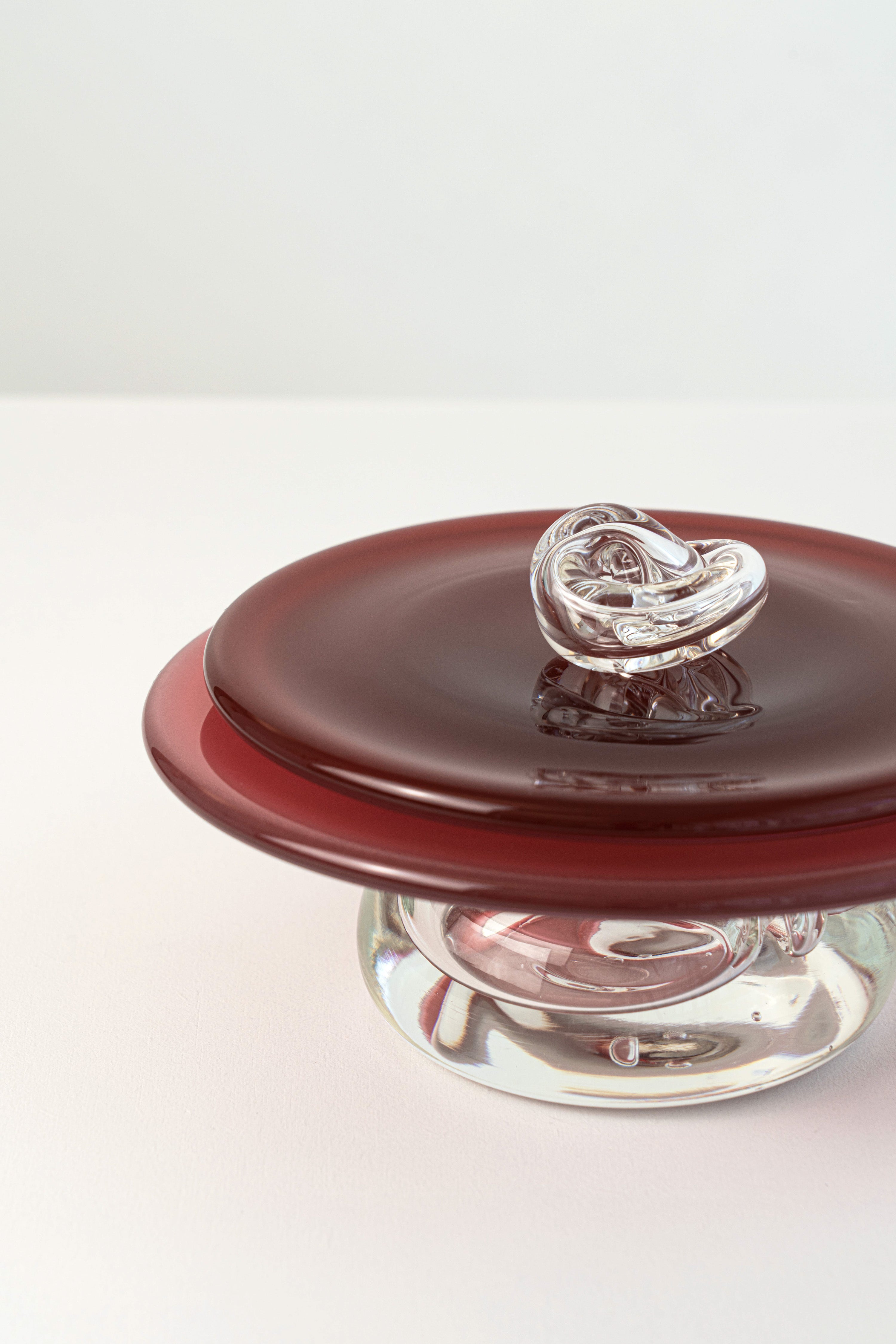 Her Masters Voice Platter by Selma Hamstra