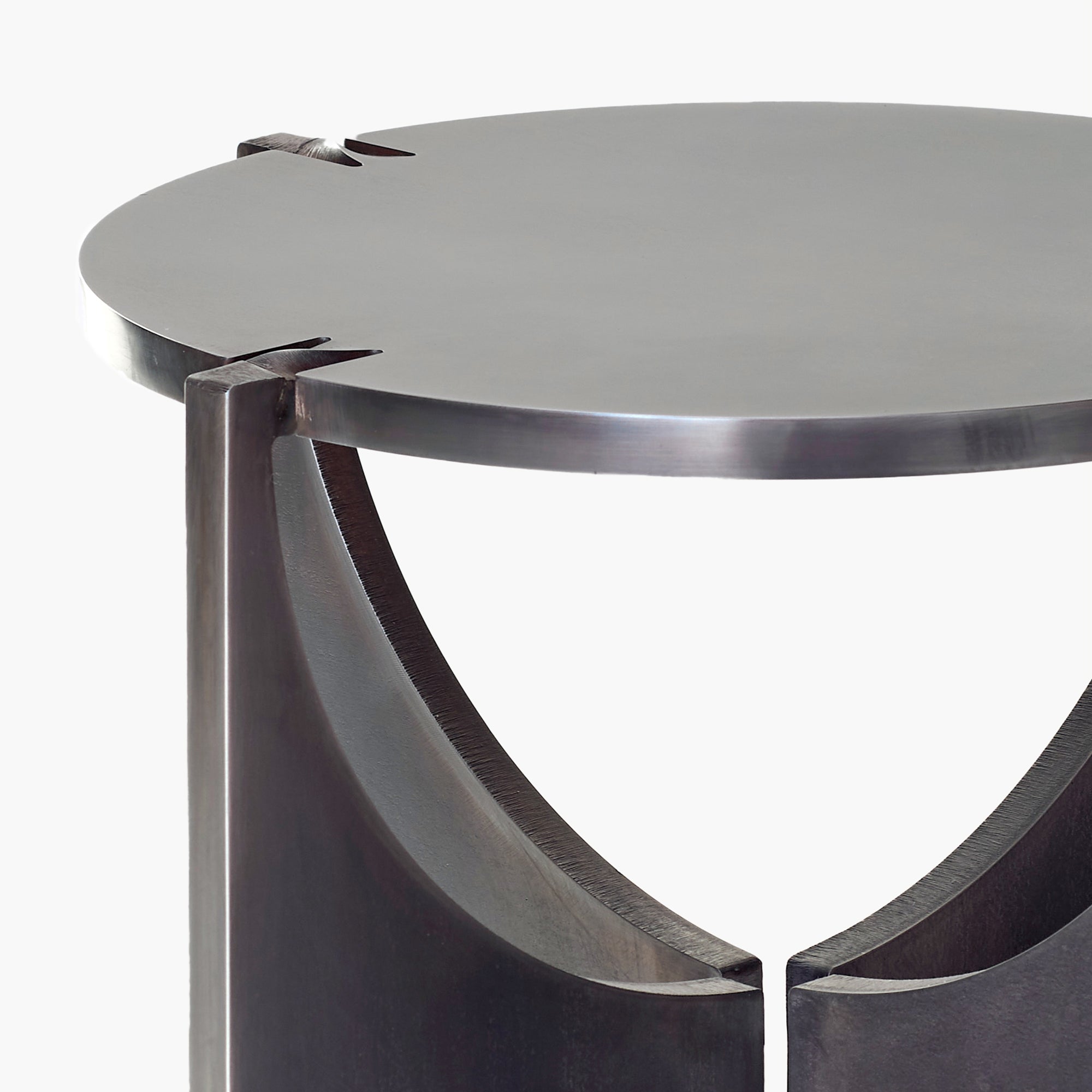 ONE Warm Grey Patina Round Stool by Frank Penders