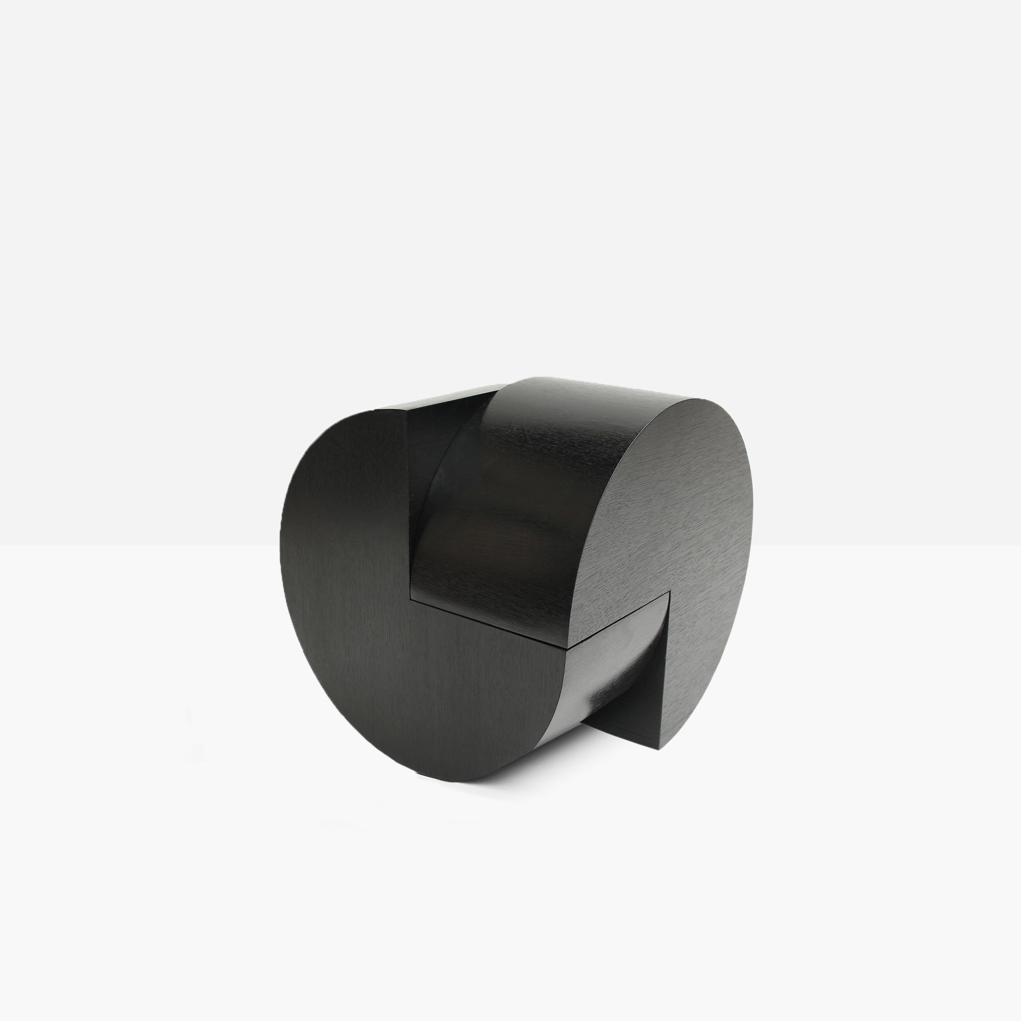 X4 CC Large by Studio Verbaan