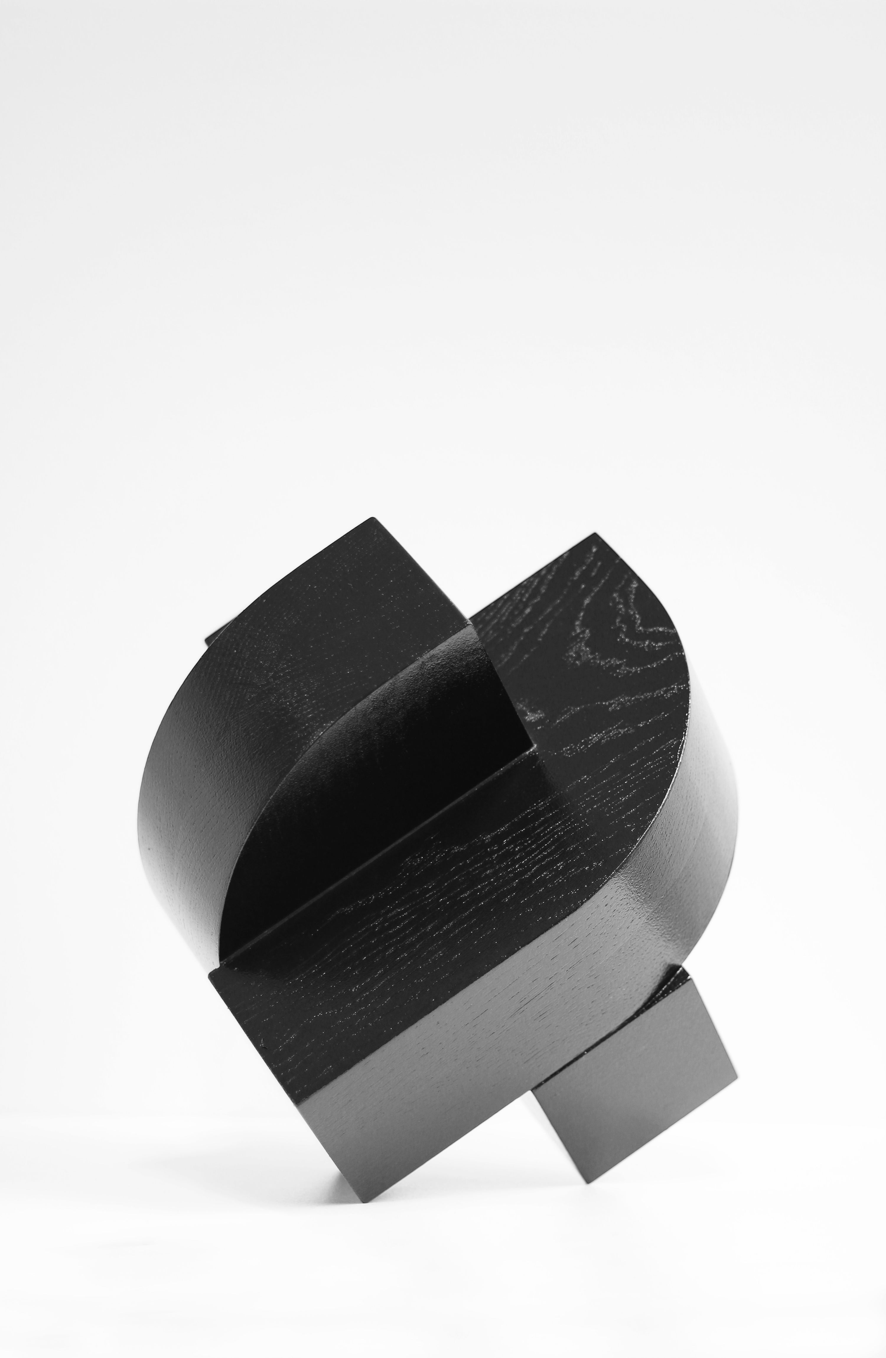 X4 J Object Medium by Studio Verbaan