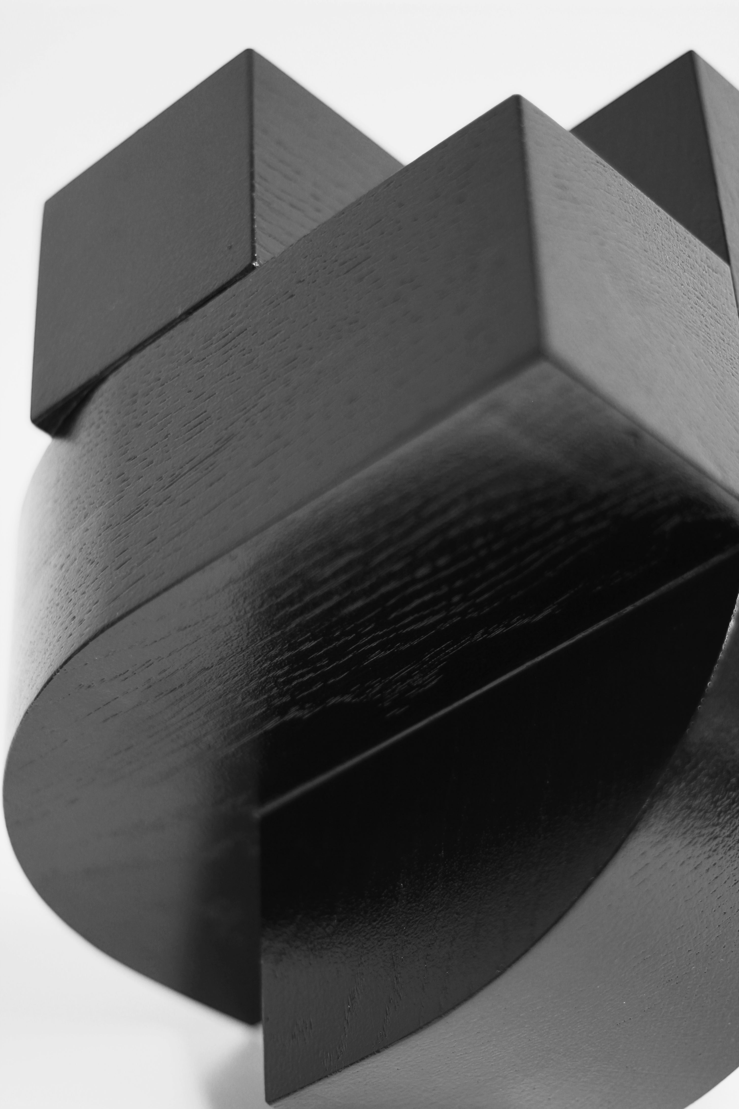 X4 J Object Medium by Studio Verbaan