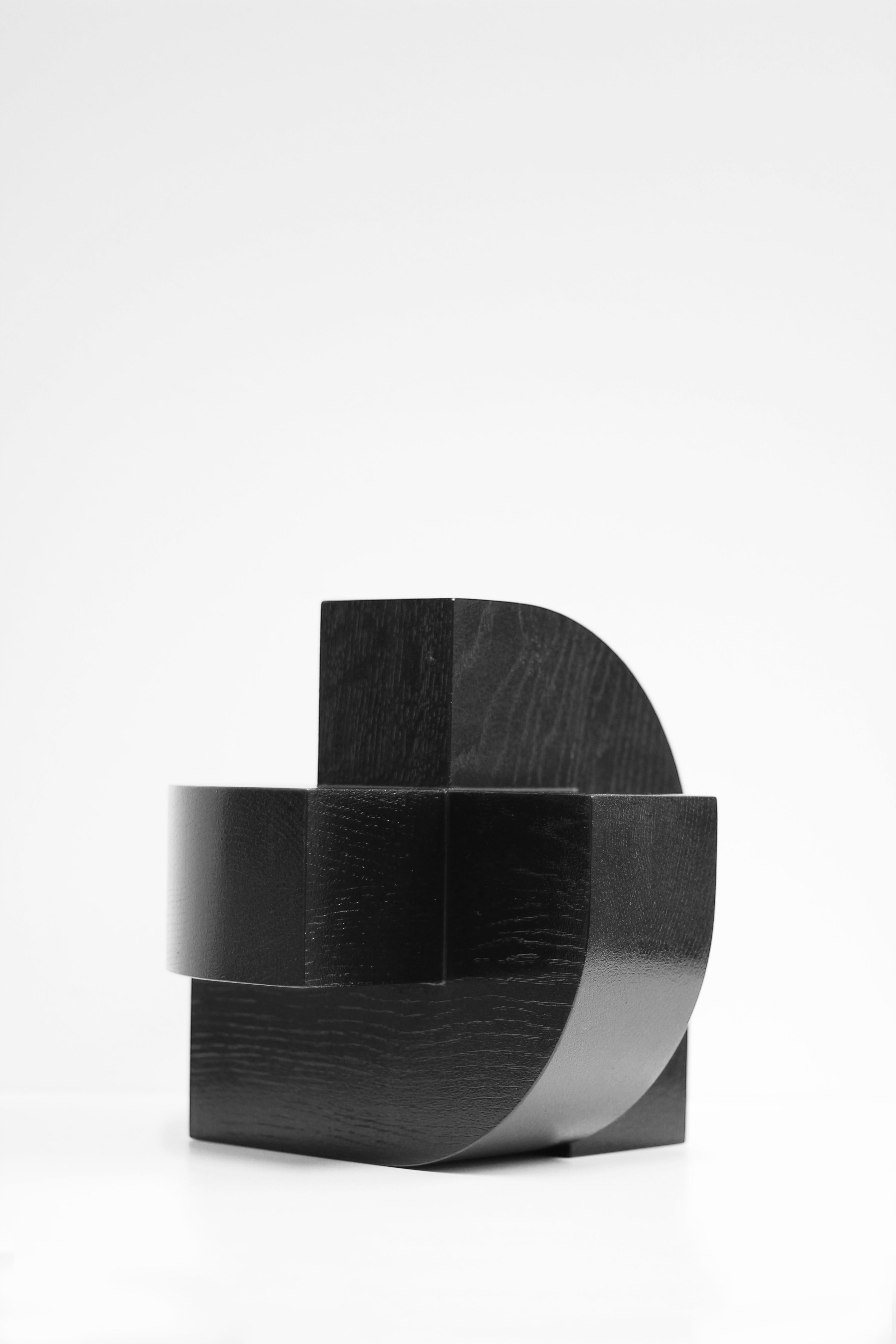 X4 J Object Medium by Studio Verbaan
