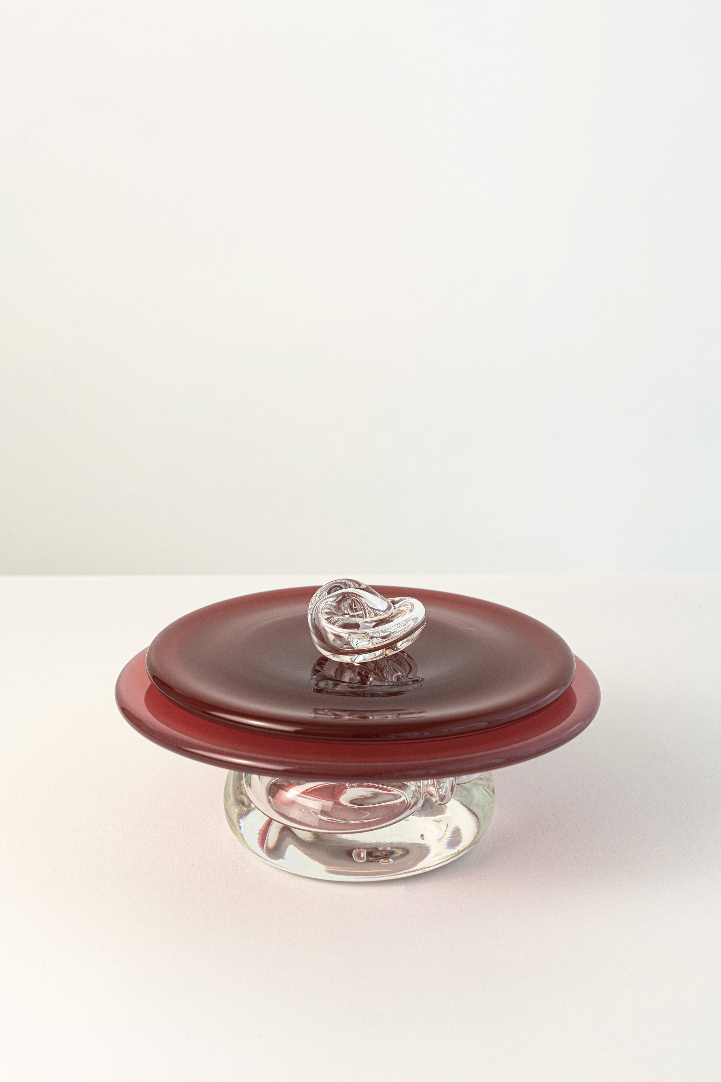 Her Masters Voice Platter by Selma Hamstra