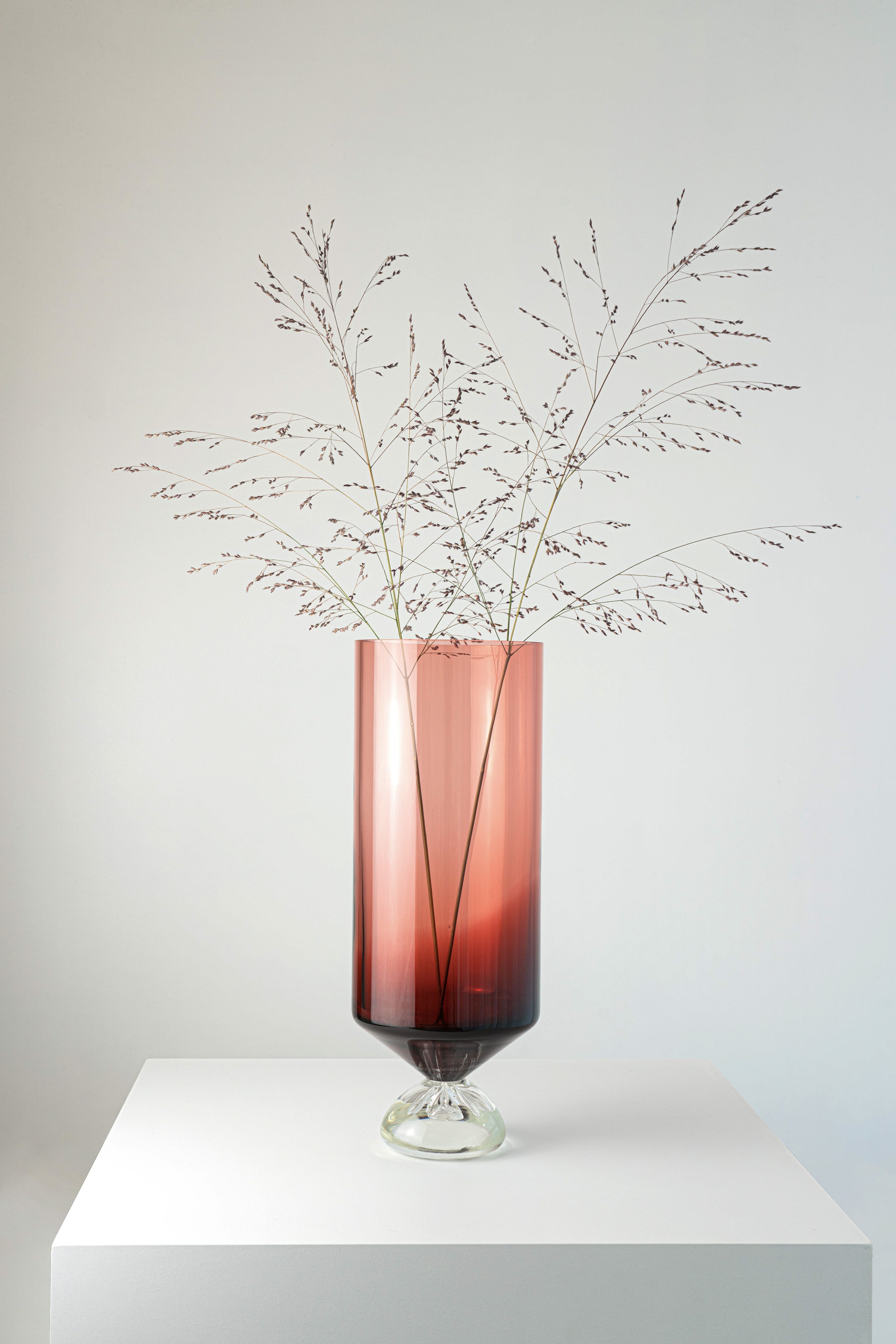 Her Masters Voice Vase #2 by Selma Hamstra