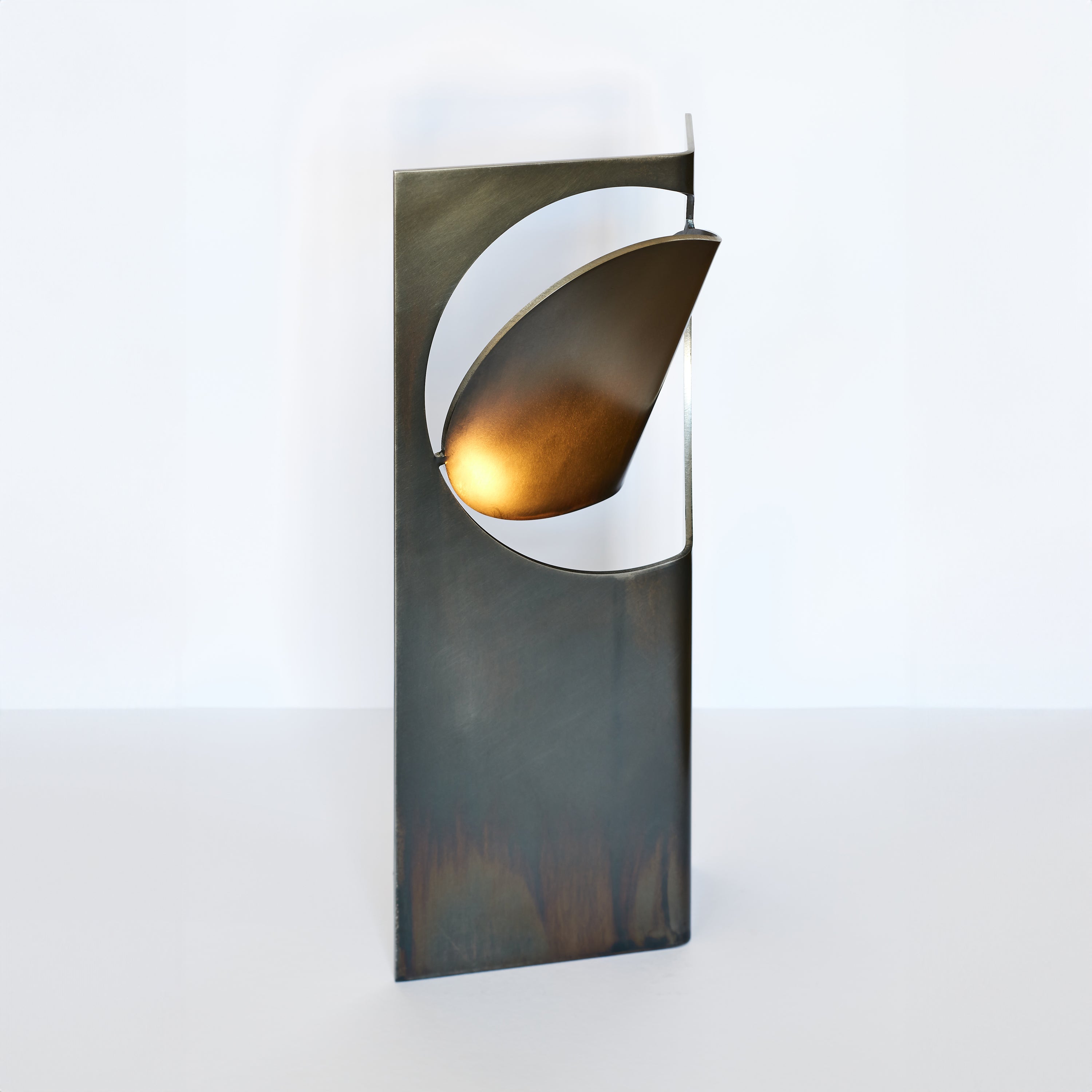 ONE ASYMMETRIC Warm Grey Patina Table Light by Frank Penders